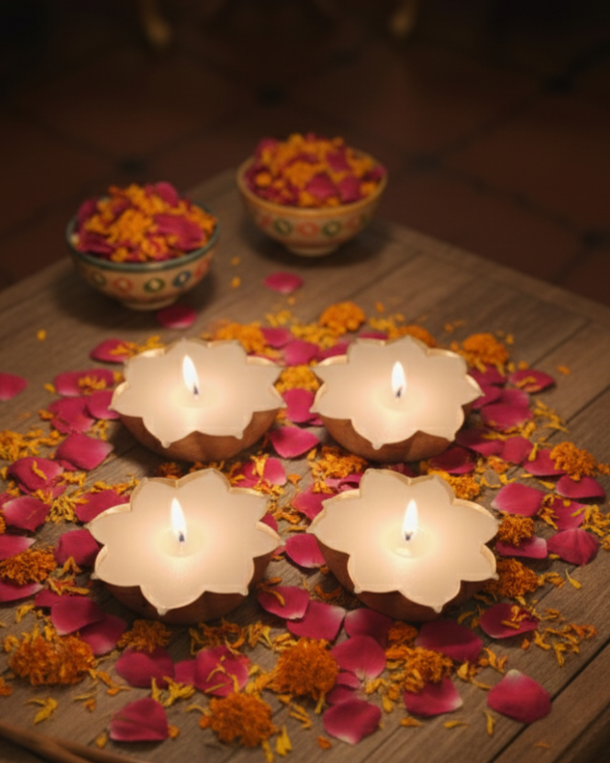 Set of 4 Small Candles - Floral Urli