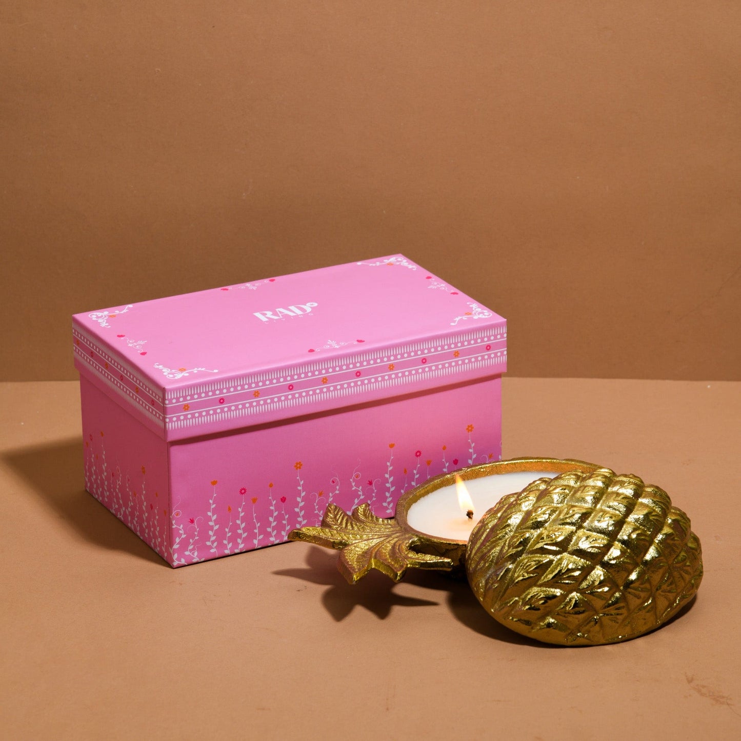 Anaanaas - Double Wick Candle