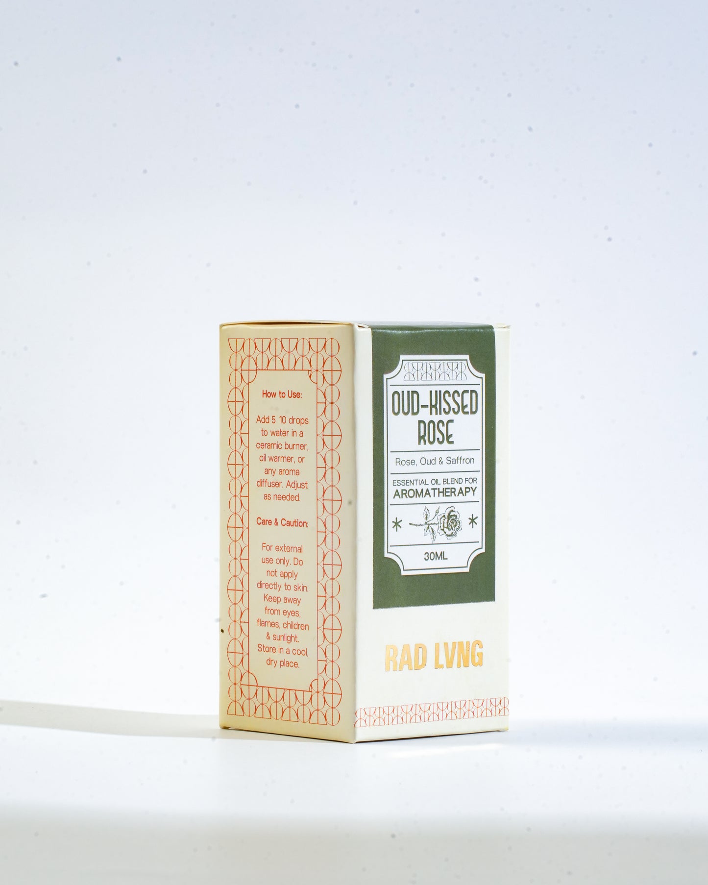 Oud-Kissed Rose - Essential Oil Blend for Aromatherapy