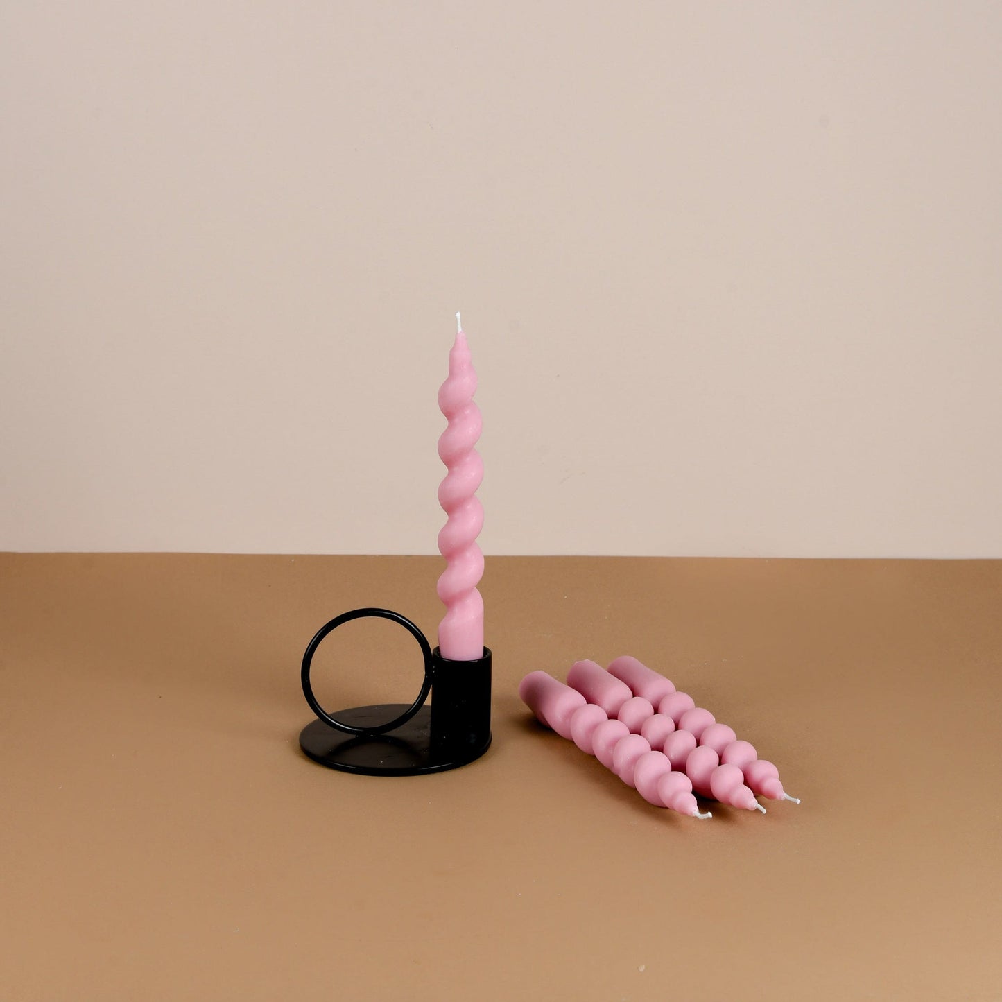 Set of 4 Swirl Twist Taper Candles - Vanilla Cinnamon Scented