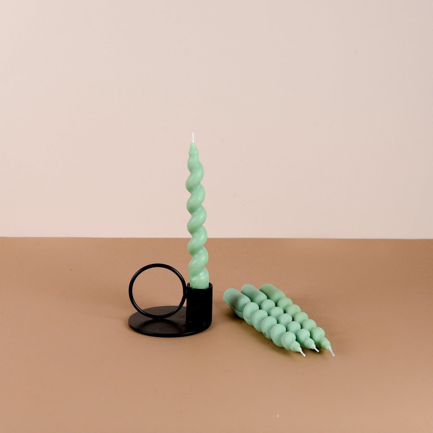 Set of 4 - Swirl Candlesticks