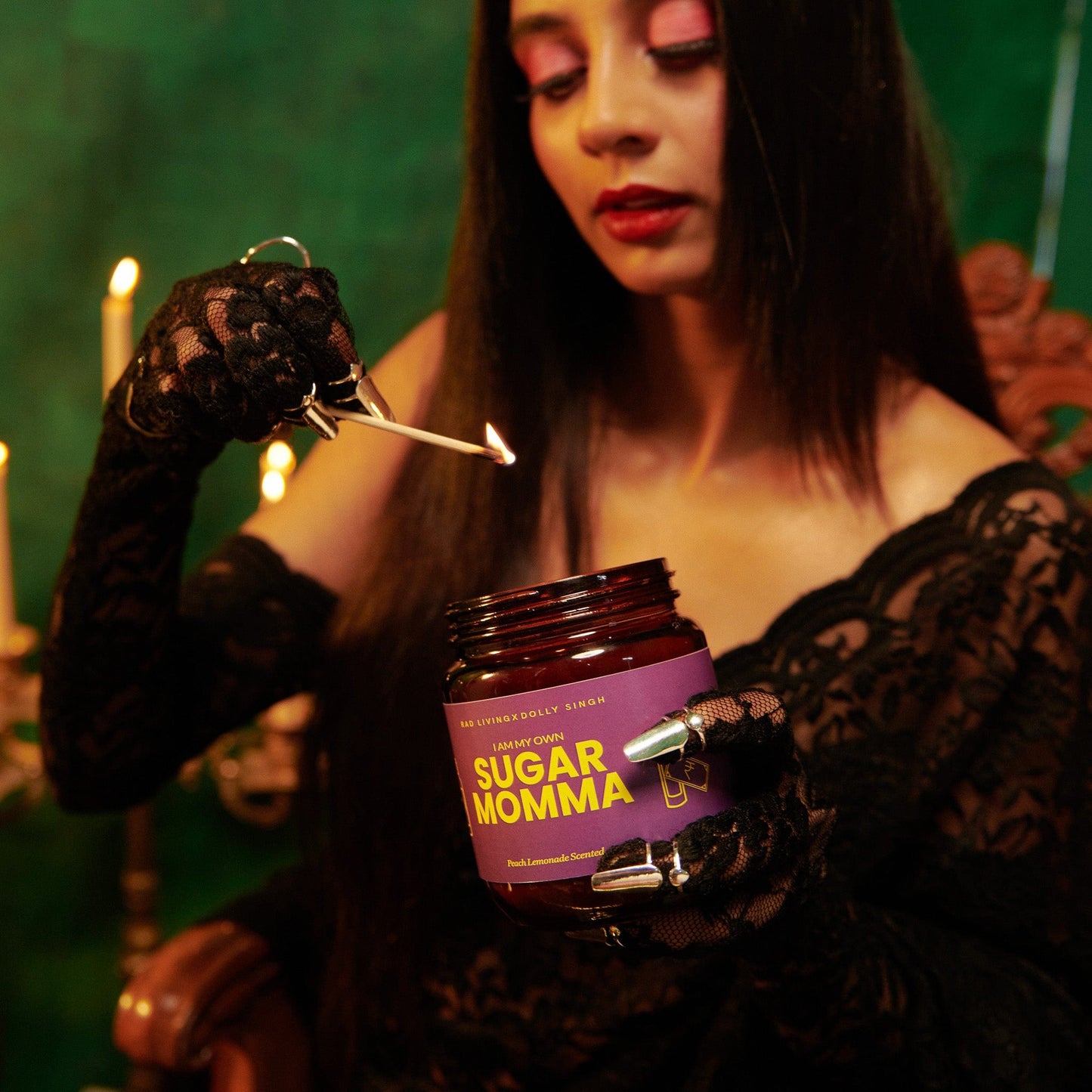 Sugar Momma - Peach Lemonade Scented Candle