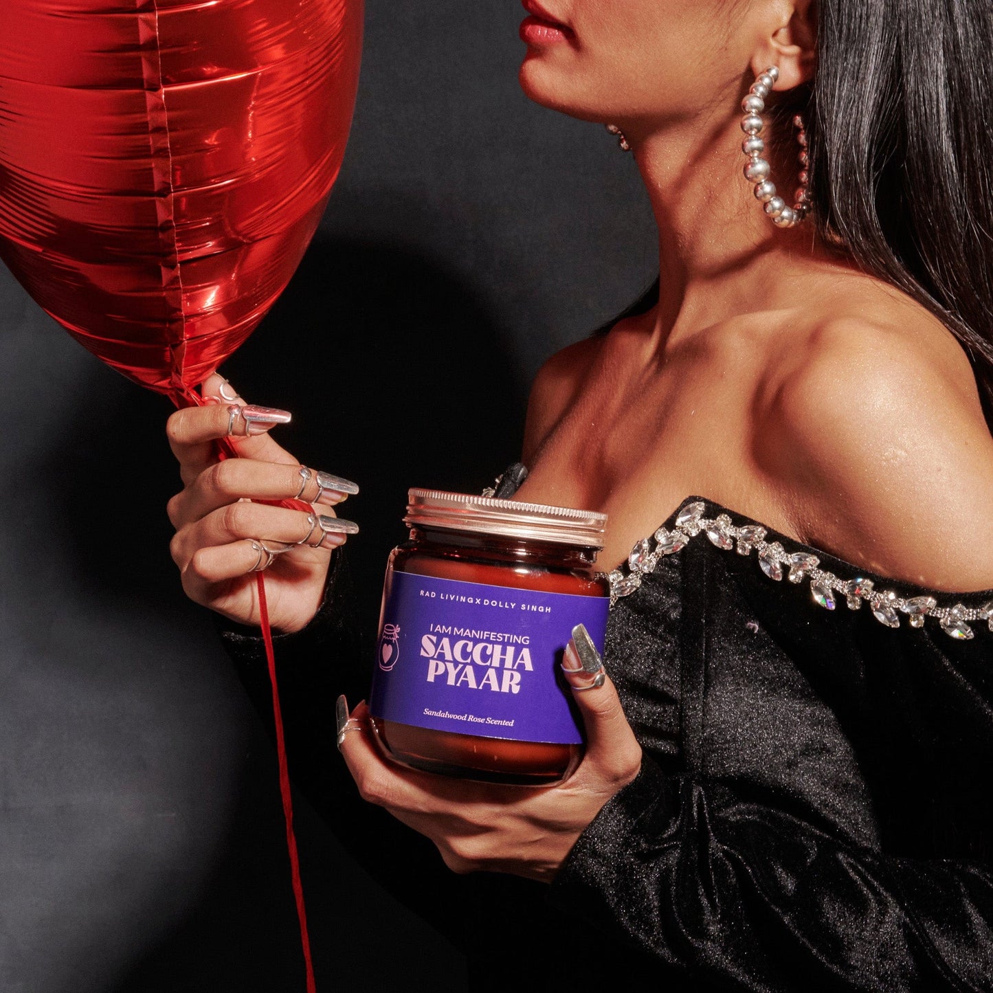 Saccha Pyaar - Sandalwood Rose Scented Candle