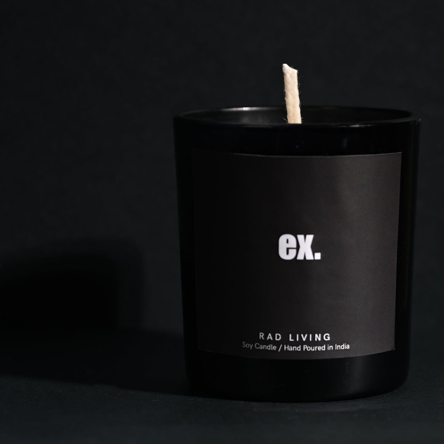 FLY #9 - White Tea & Aloe Scented Candle