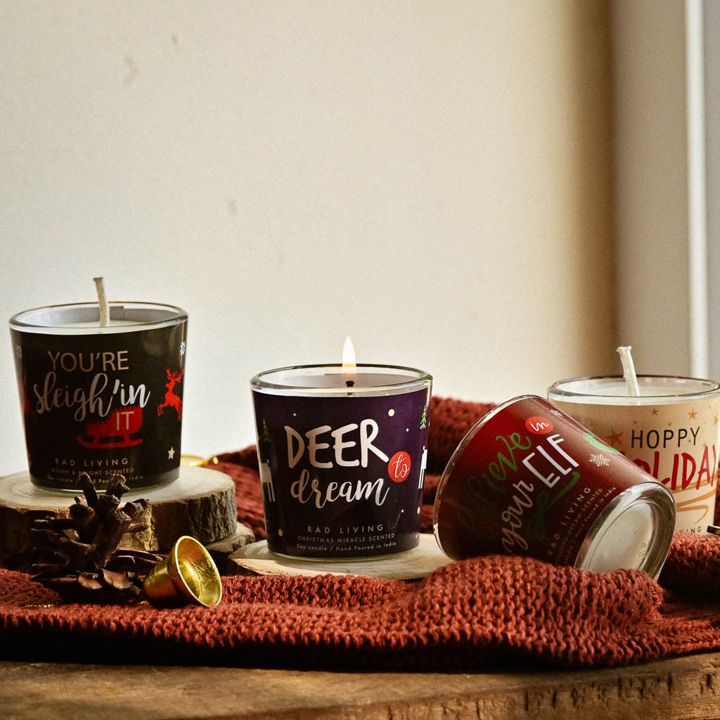 Set of 4 Scented Votive Candles - Oh What Fun!