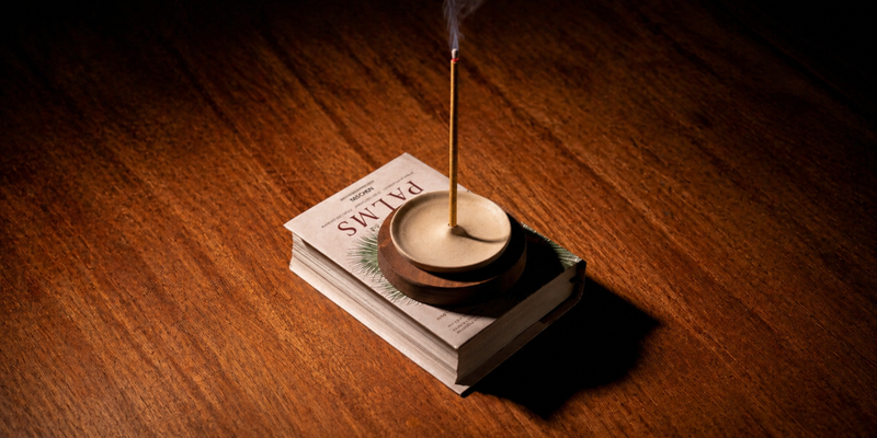 How to Use Mood-Shifting Incense for Daily Emotional Rituals