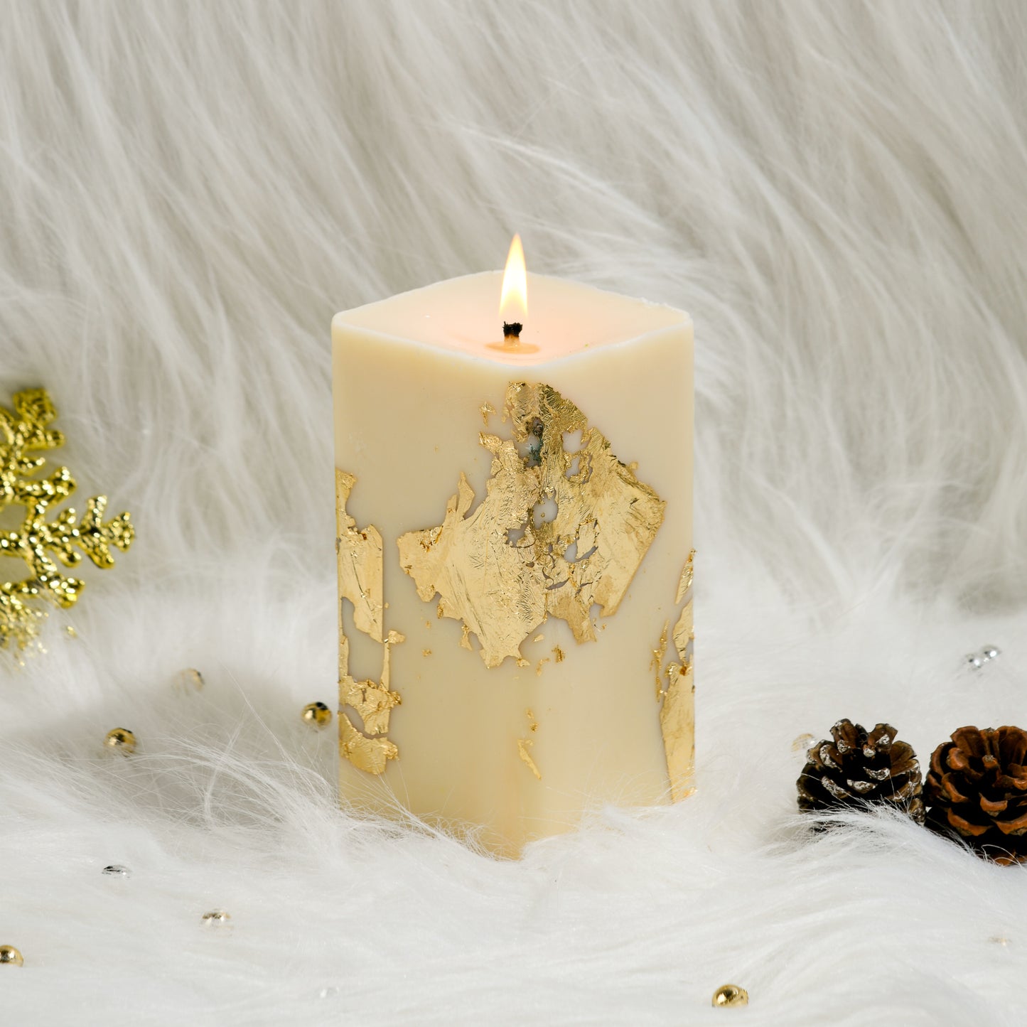 Ivory Candle Cluster - Vanilla Cinnamon Scented