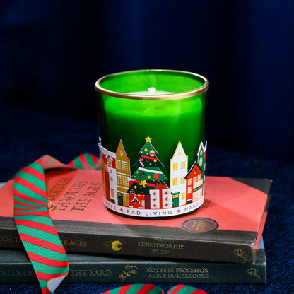 Red & Green Merry Town - Gift Box of 1 Scented Candle