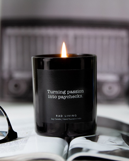 FLY #17 - Vanilla Espresso Scented Candle