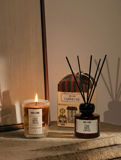 Long-lasting Candle Cafe reed diffuser and petite candle for cozy ambient aroma