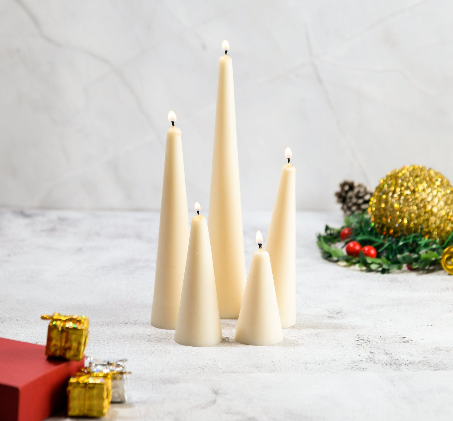 Sunshine Set of 5 Candles - Christmas Colors & Fragrances