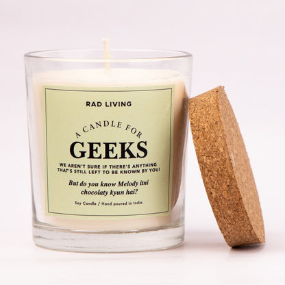 Geeks - Sweet Musk Scented Candle